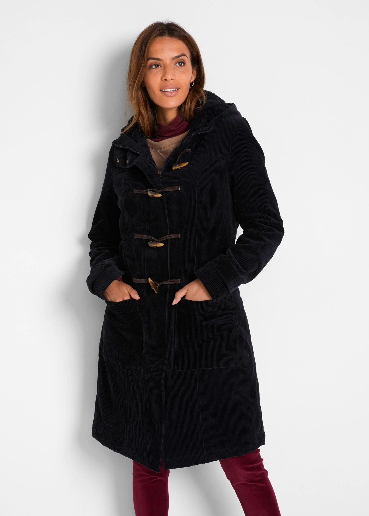 Duffle-coat en velours côtelé doublé, mi-long • noir • Boutique bonprix
