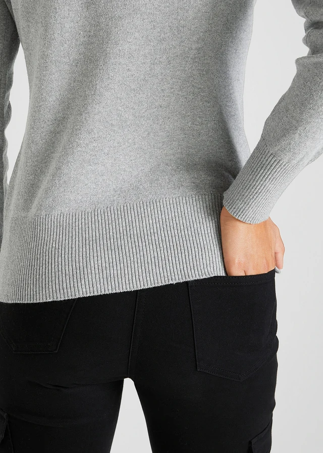 Pull en fine maille • gris • product-page.page-title-suffix