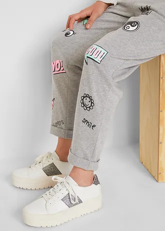 Ležérní teplákové kalhoty s komiksovým potiskem • světle šedý melír • bonprix obchod