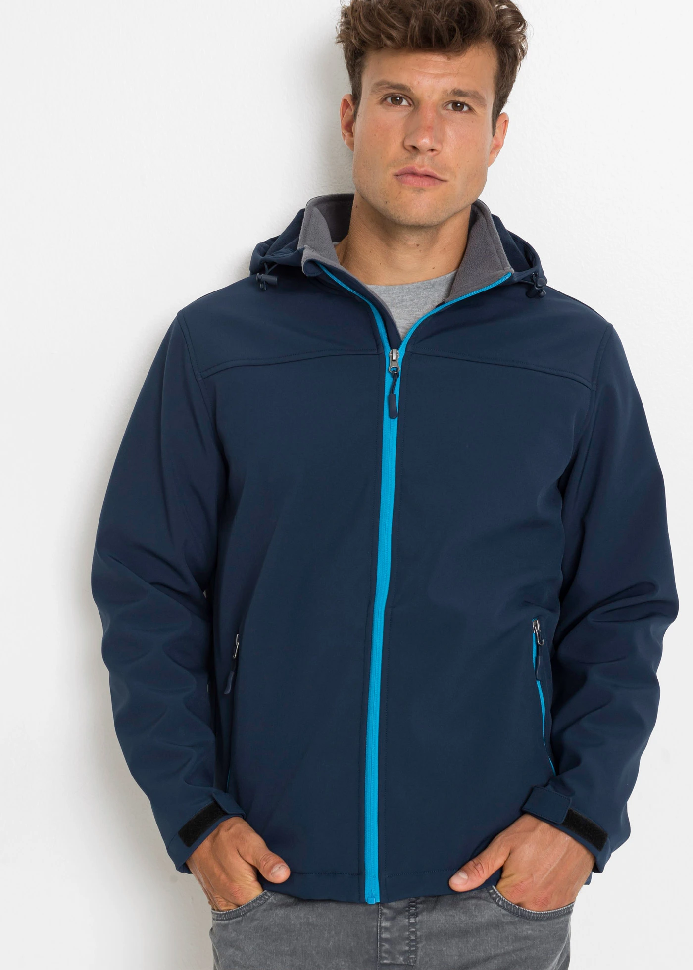Softshell jas met capuchon • donkerblauw • bonprix online shop