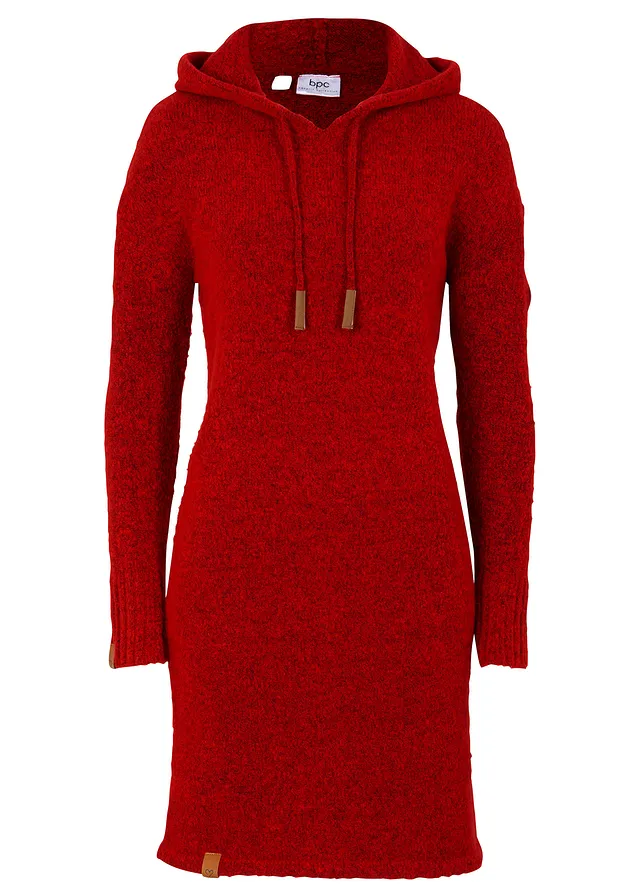 Rochie tricotată cu glugă