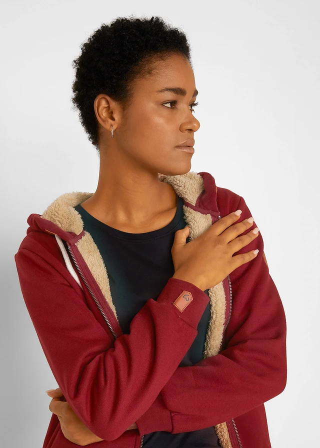 Gilet zippé à capuche avec doublure peluche • rouge châtaigne • product-page.page-title-suffix