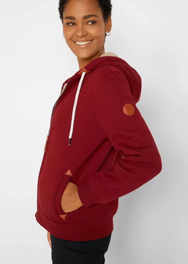 Gilet zippé à capuche avec doublure peluche • rouge châtaigne • product-page.page-title-suffix