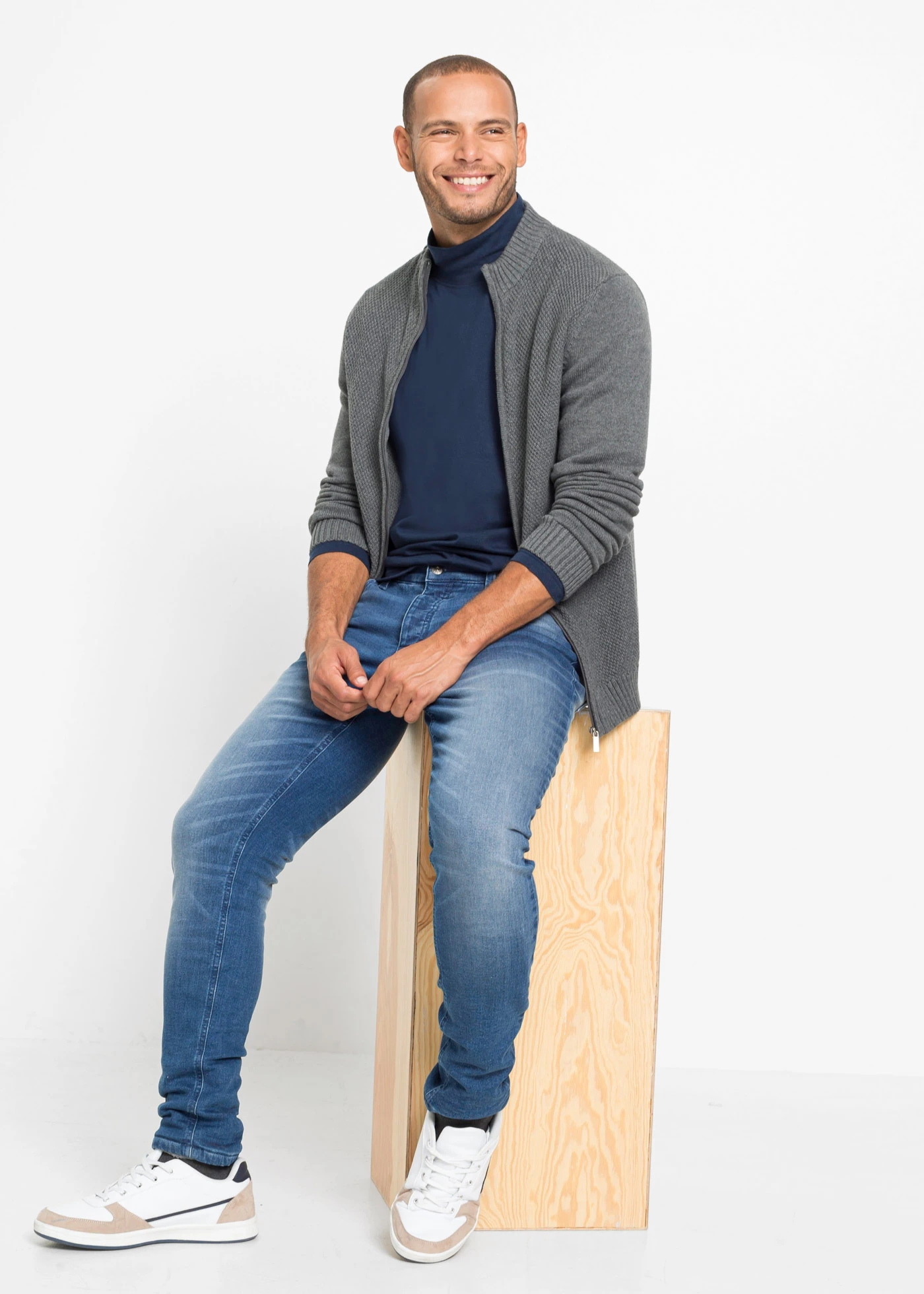 Rozepínací svetr z jemné pleteniny z čisté bavlny • šedý melír • bonprix obchod