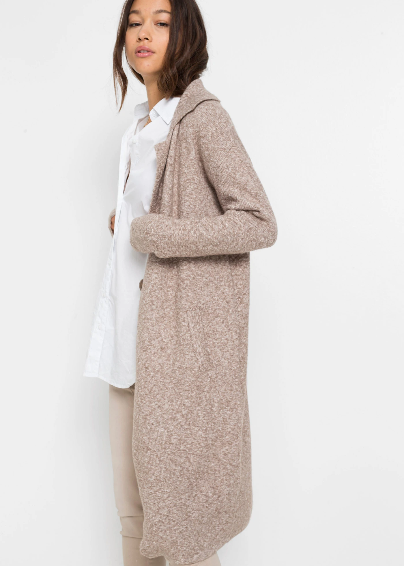 Dlouhý pletený kabát Loose Fit • hnědošedý melír • bonprix obchod