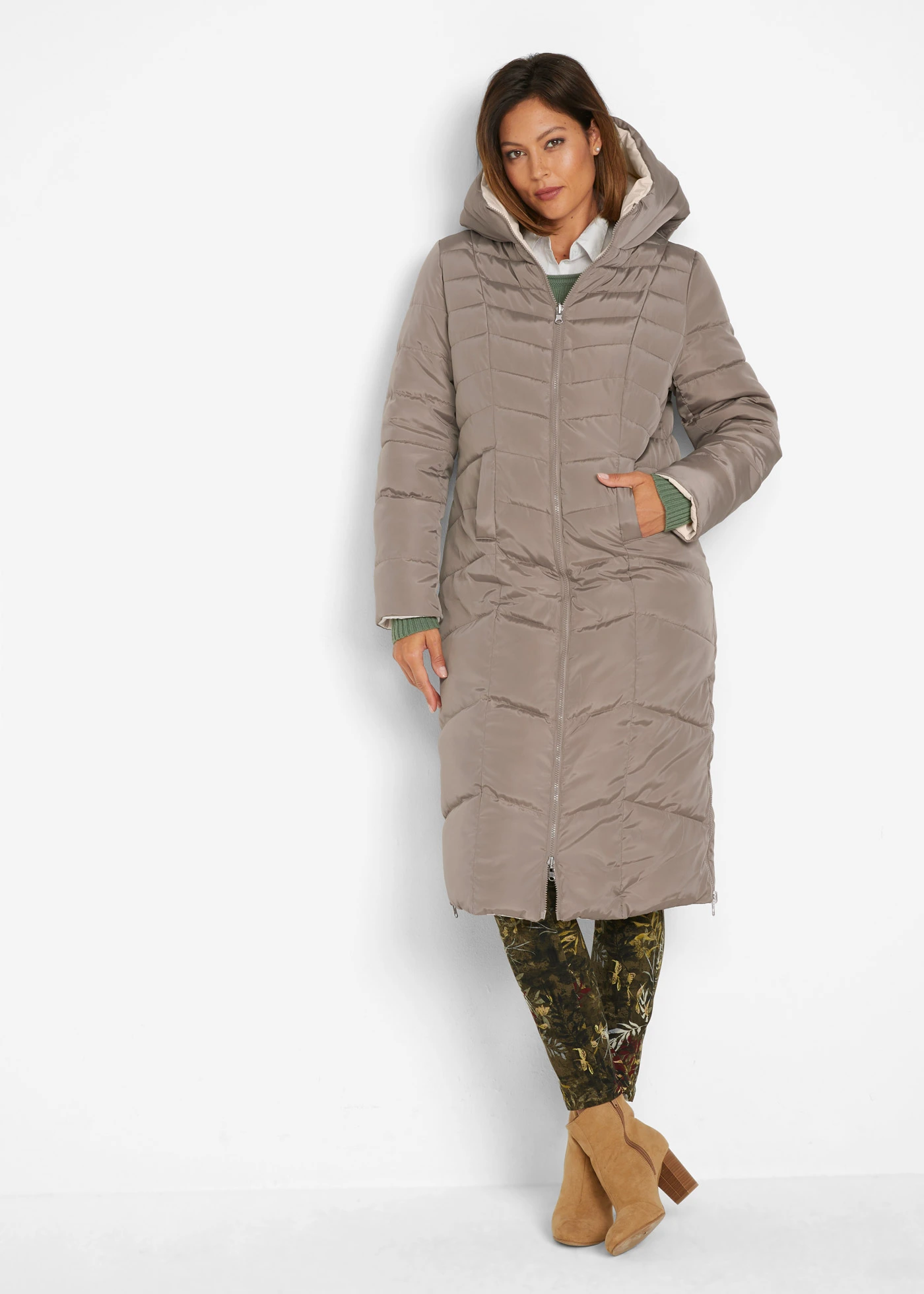 Prošívaný kabát, oboustranný • hnědošedo-slonovinová • bonprix obchod