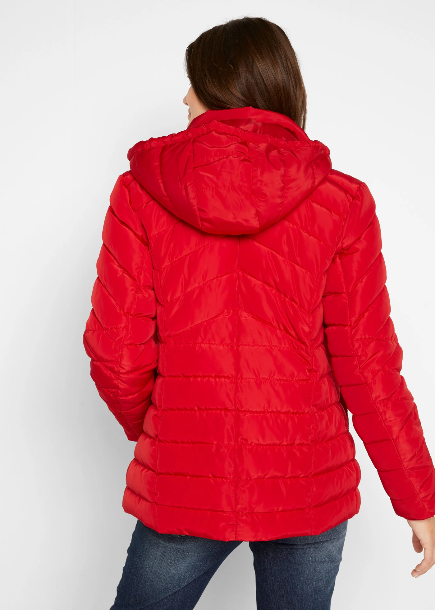 Veste matelassée légère avec capuche amovible • rouge profond • Boutique bonprix