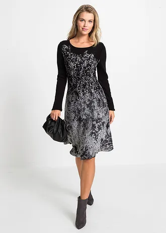 Pletené žakárové šaty • černo-přírodní bílá s potiskem • bonprix obchod