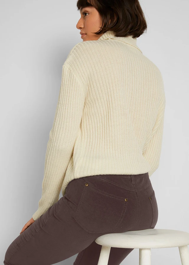 Skinny corduroy broek met stretch • donkerbruin • product-page.page-title-suffix