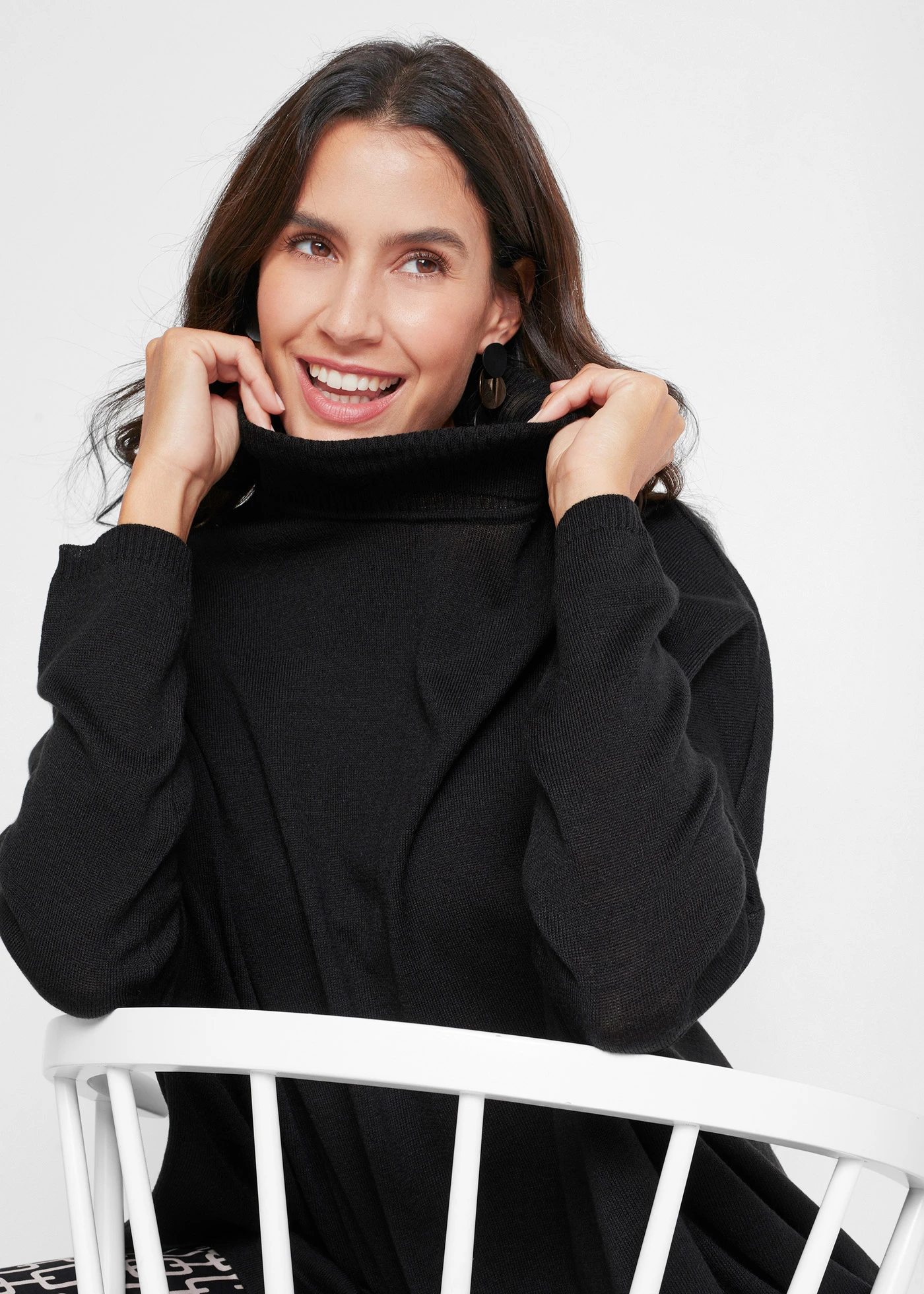 Oversized coltrui poncho met asymmetrische snit • zwart • bonprix online shop