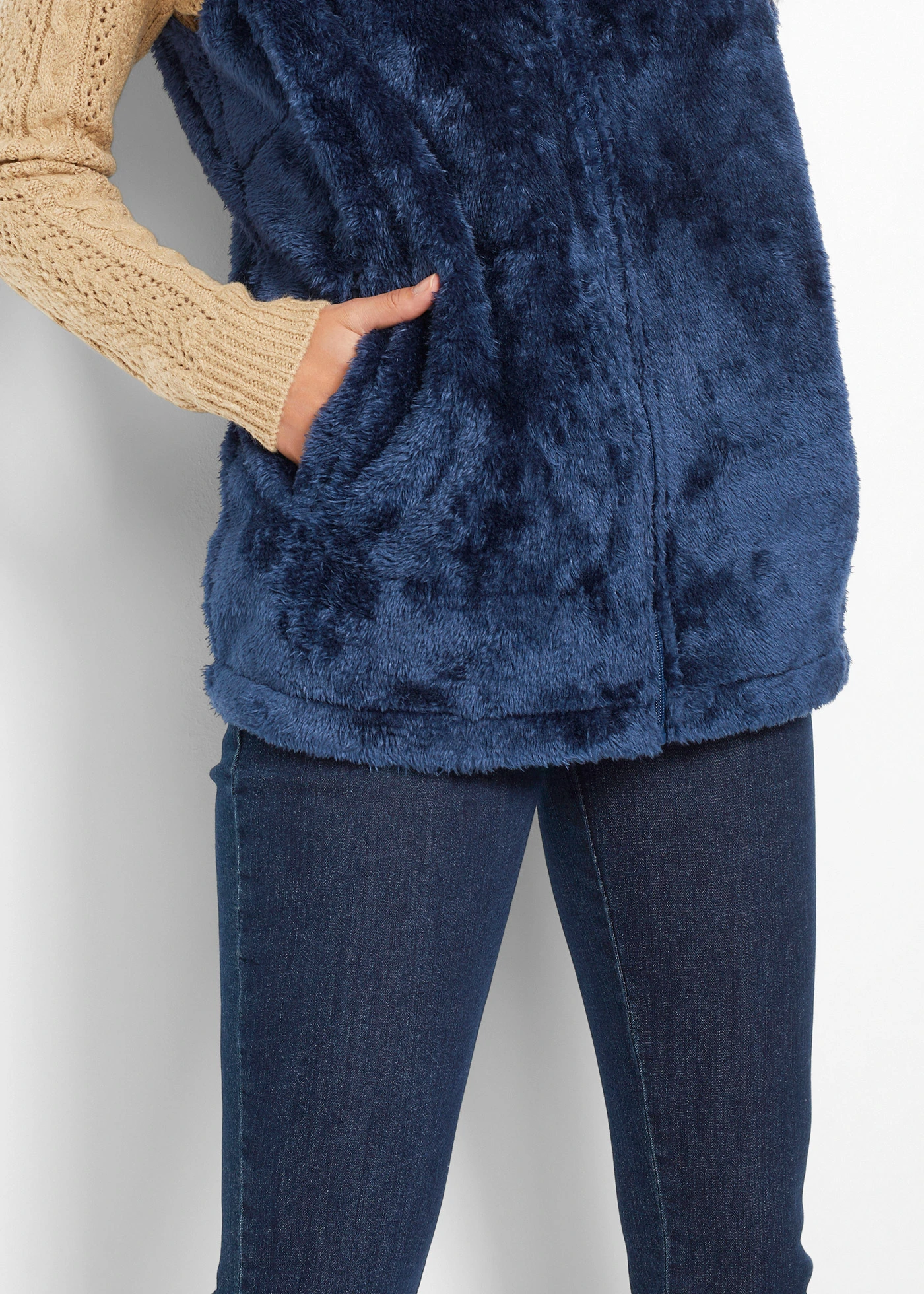 Gilet sans manches fourrure polaire • bleu nuit • product-page.page-title-suffix