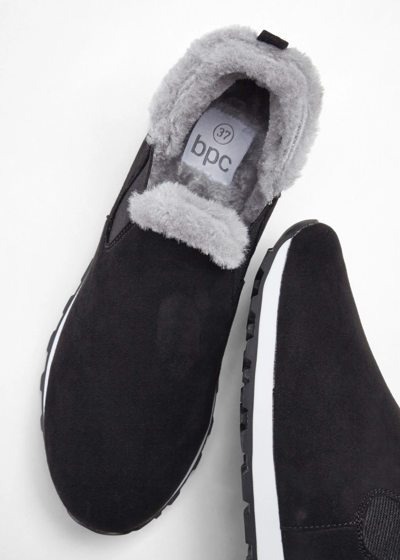 Sneakersy wsuwane z ociepleniem • czarny • sklep bonprix