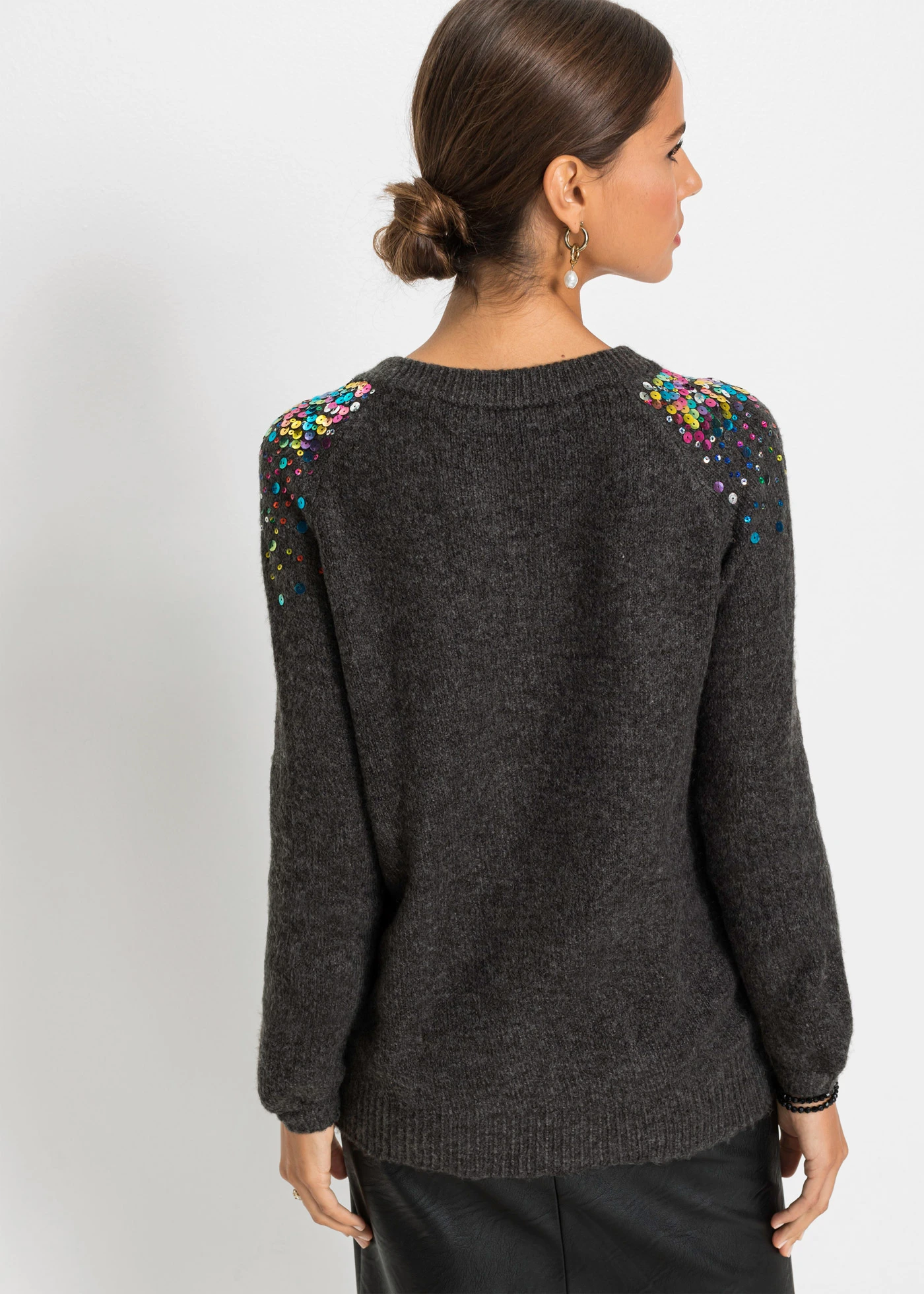 Pull à sequins multicolores • anthracite chiné • Boutique bonprix