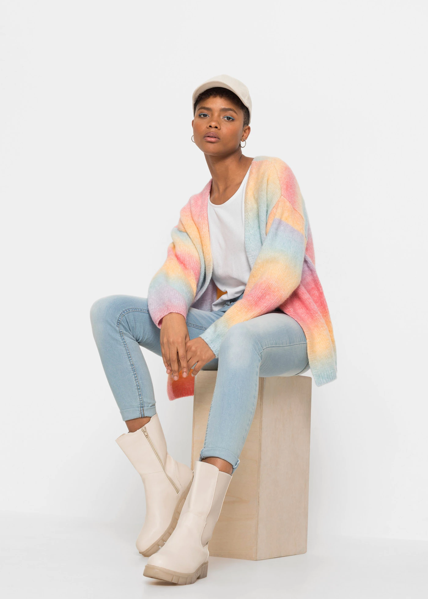 Grof gebreide trui van zachte wolmix • lichtblauw-roze-geel-paars • bonprix online shop