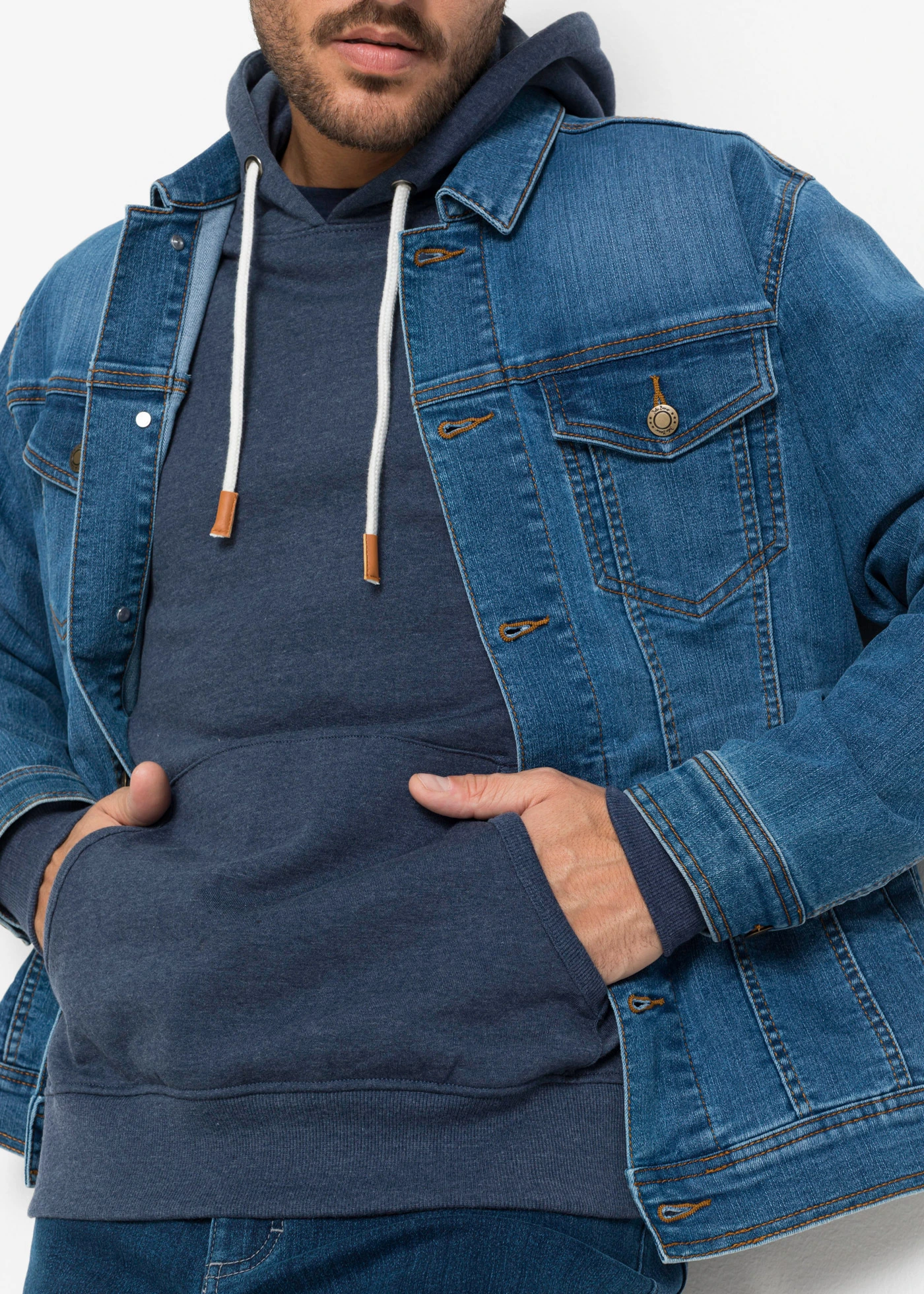 Sweat à capuche • bleu foncé chiné • Boutique bonprix