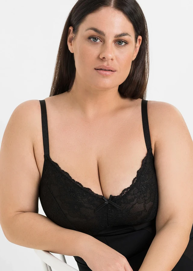 Medium corrigerende body met kant • zwart plus size • bonprix online shop
