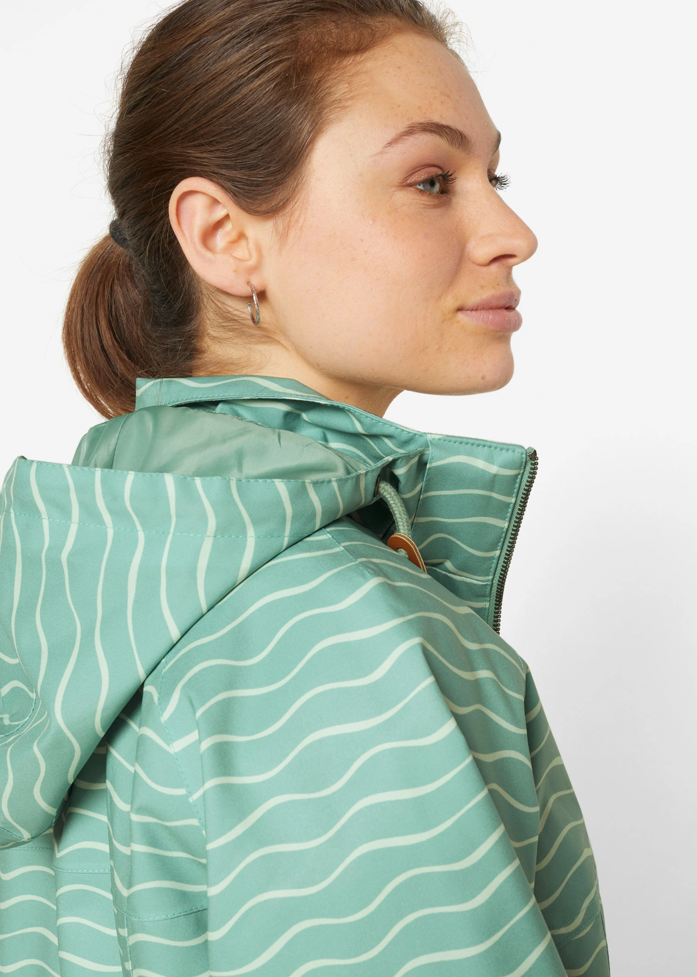 Waterdichte outdoor jas • saliegroen grafische print • bonprix online shop