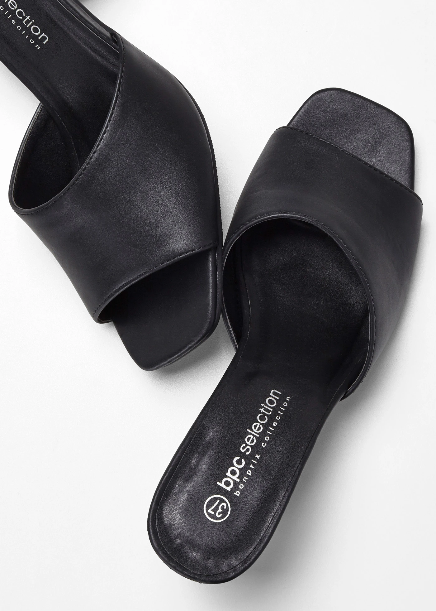 Slippers met blokhak • zwart • bonprix online shop