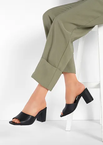 Klapki na obcasie słupku • czarny • sklep bonprix