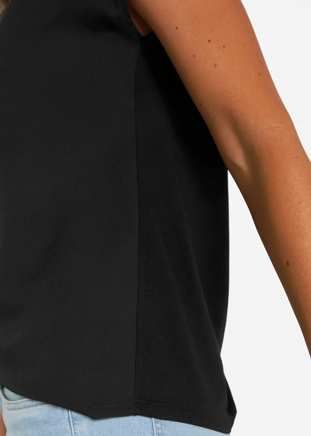 T-shirt avec empiècement tissé et application • noir à fleurs • product-page.page-title-suffix