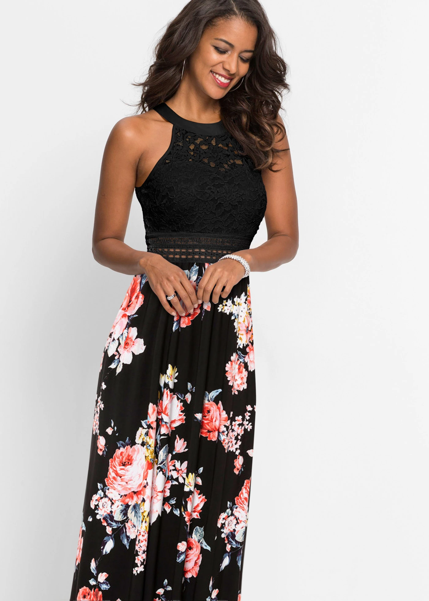 Robe longue à imprimé floral et dentelle • noir-rose floral • Boutique bonprix