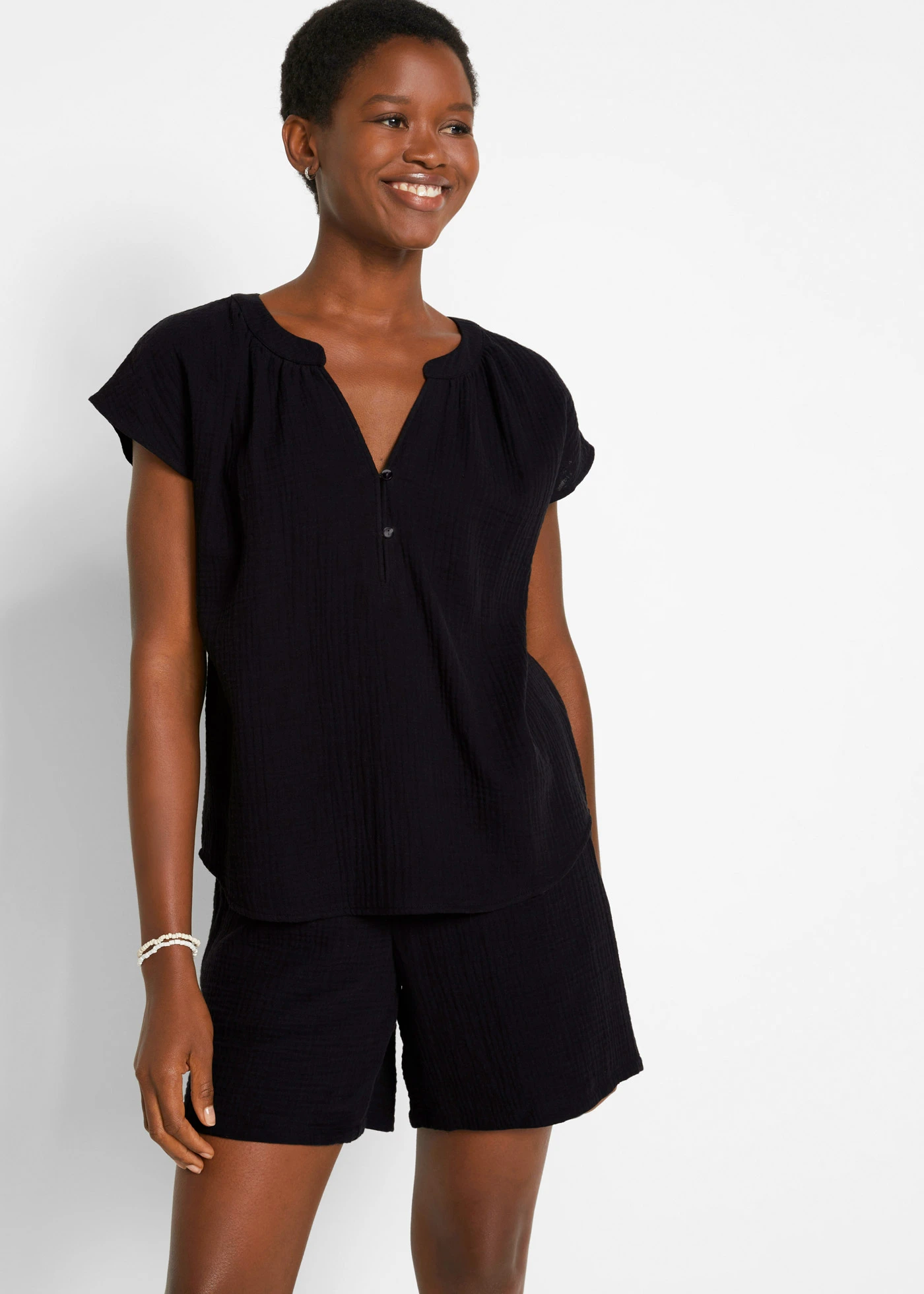 Blouse en gaze 100% coton • noir • Boutique bonprix