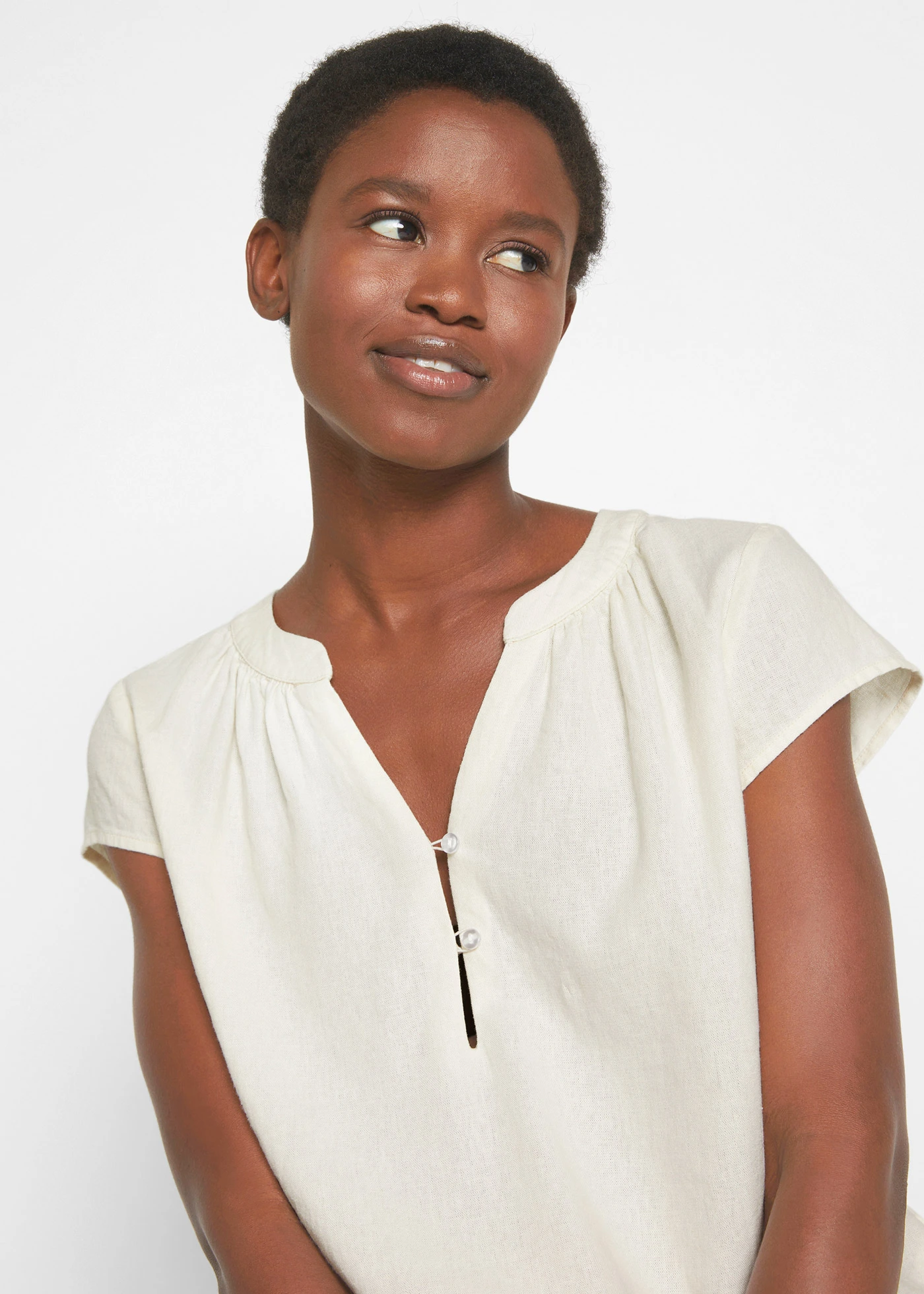 Korte blouse met linnen en splitten opzij • crèmewit • bonprix online shop