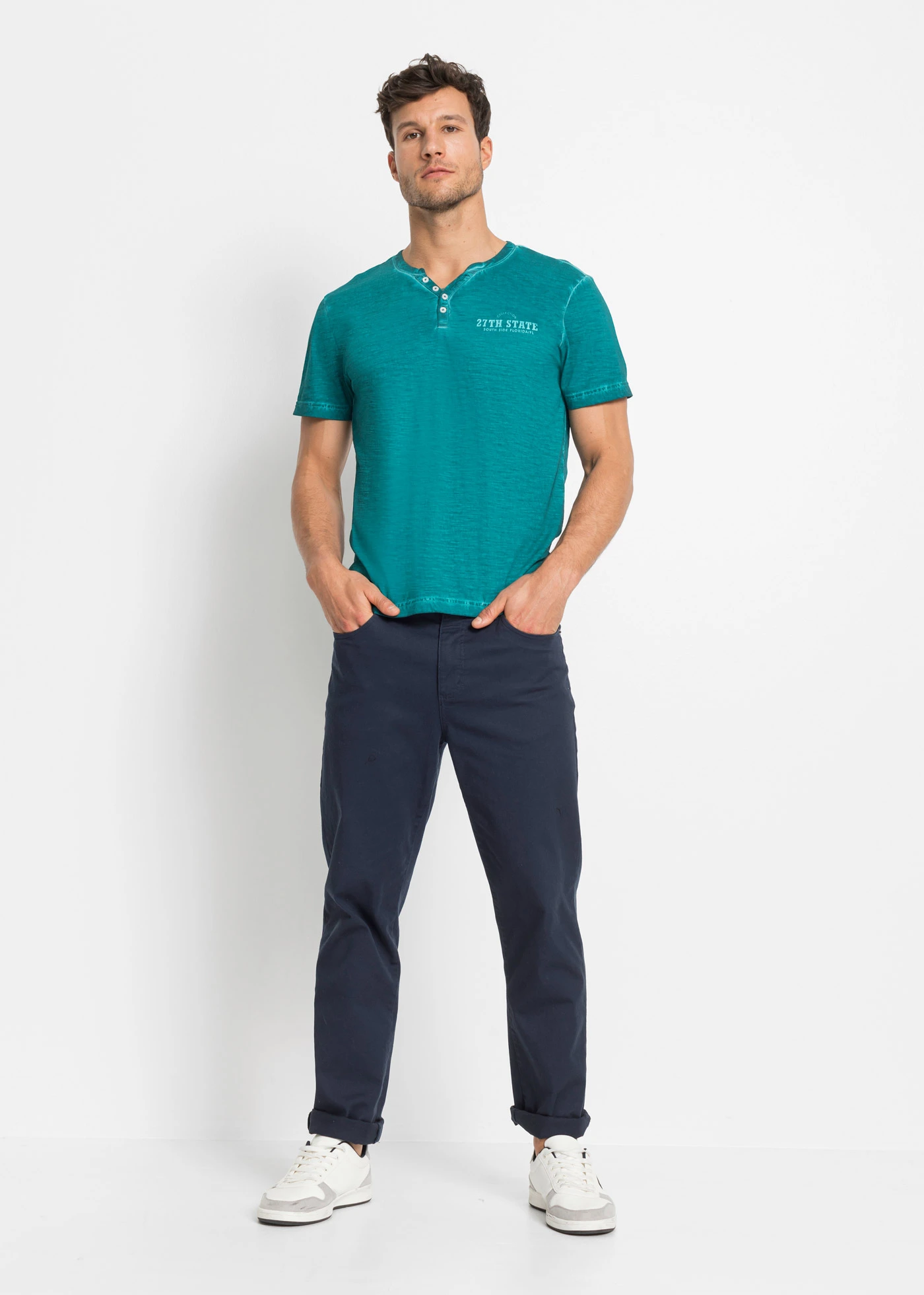 T-shirt z dekoltem henley z krótkim rękawem, z efektem sprania, z czystej bawełny organicznej • kobaltowy turkusowy z nadrukiem • sklep bonprix