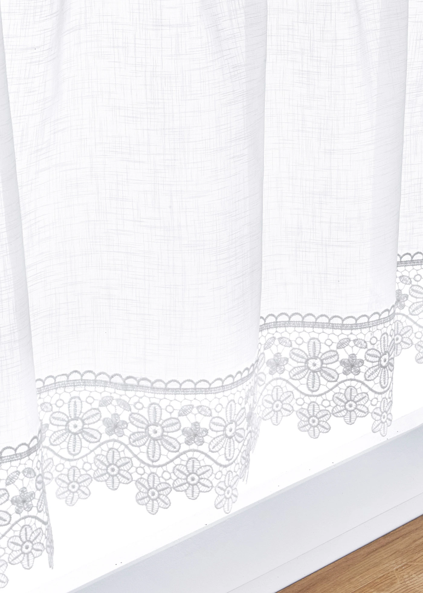 Vitrážková záclona s háčkovaným lemem • bílá • bonprix obchod