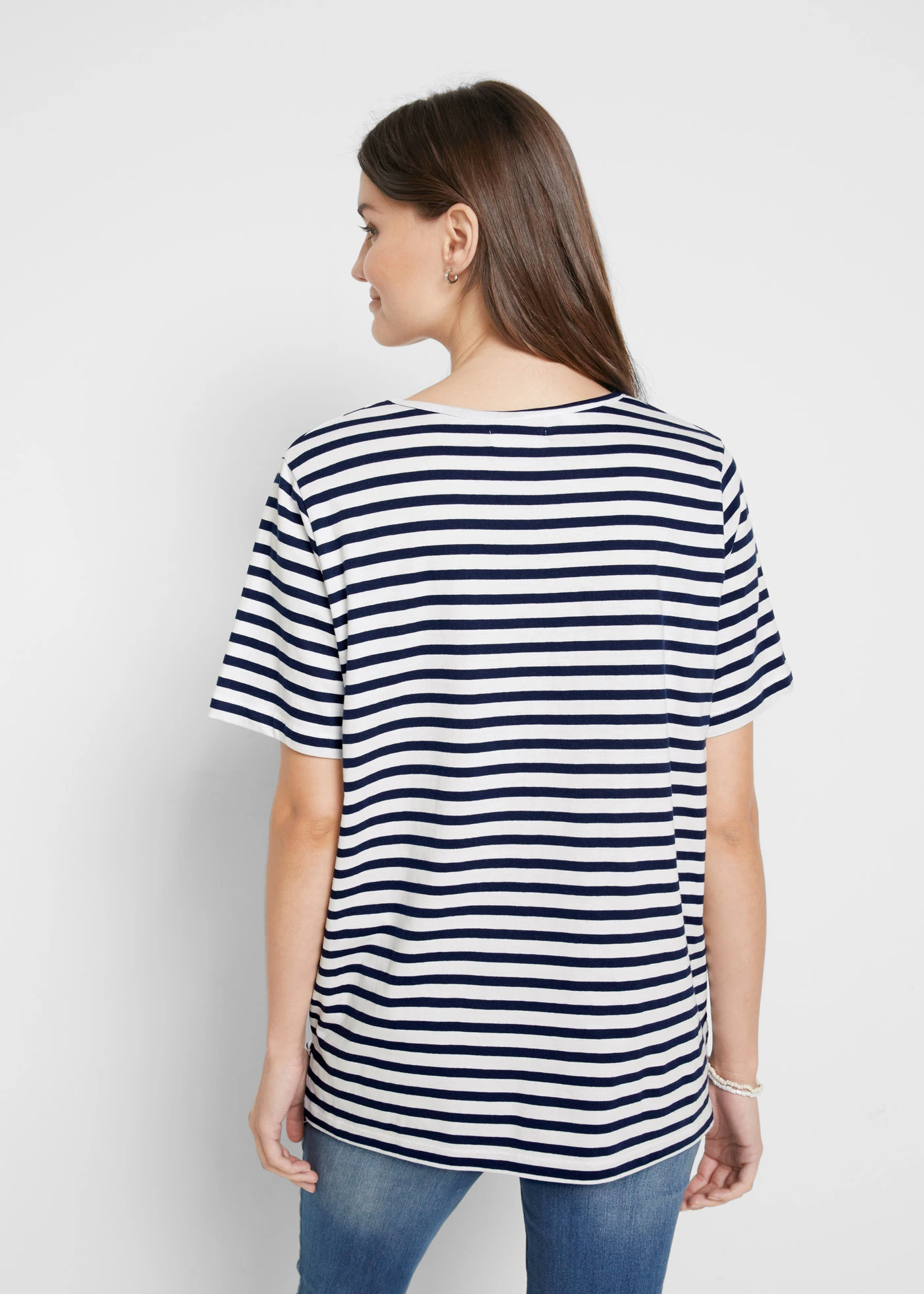 T-shirt 100% coton • blanc-bleu foncé rayé • Boutique bonprix