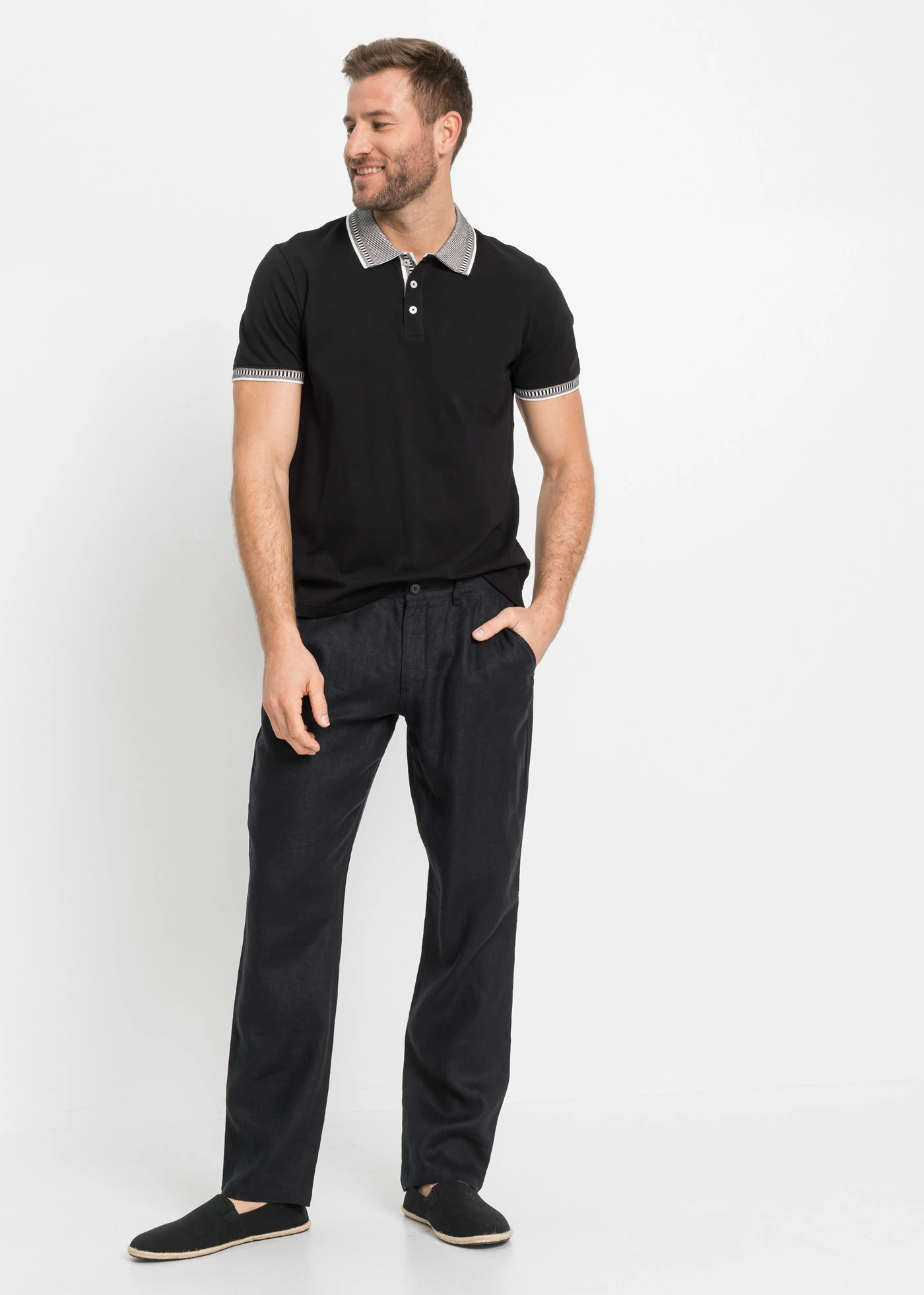 Pantalon chino regular, droit • noir • Boutique bonprix