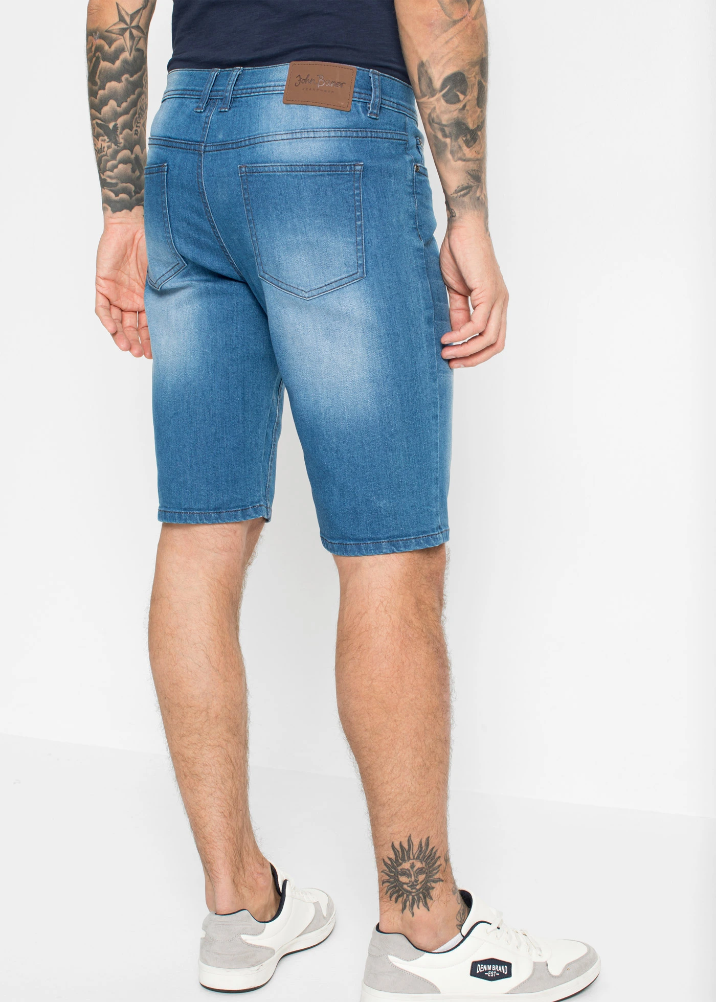 Bermudy jeansowe ze stretchem i wzmocnionym krokiem, regular fit • średni niebieski denim • sklep bonprix