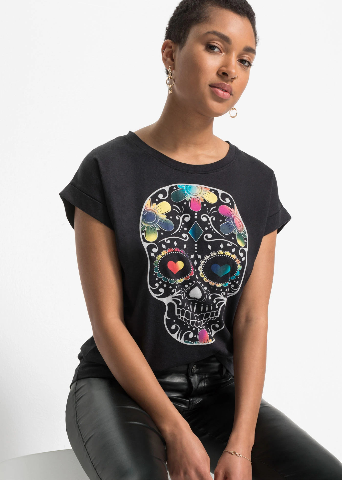 T-shirt doux en viscose mélangée • noir imprimé • Boutique bonprix
