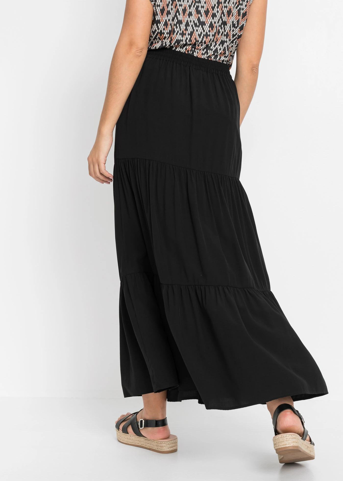 Maxi rok met volant • zwart • bonprix online shop