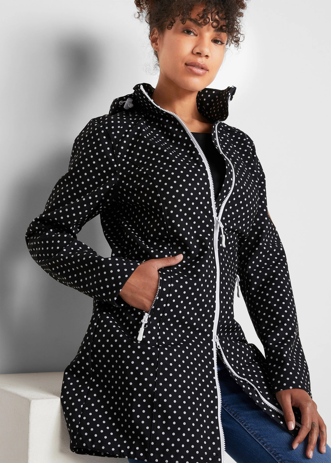 Lange softshell jas • zwart gestippeld • bonprix online shop