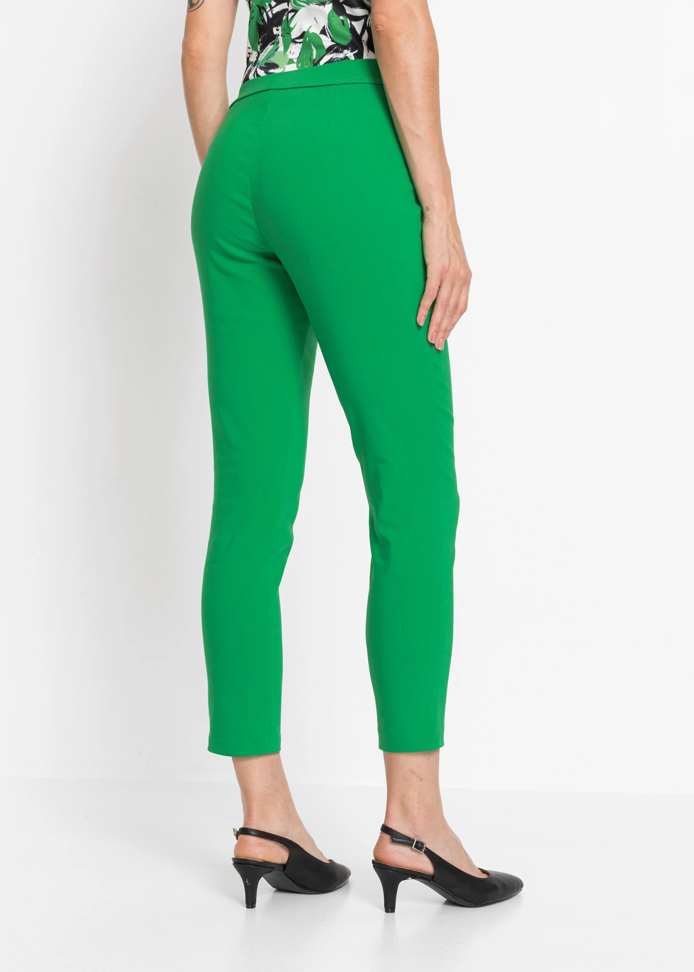 Pantalon 7/8 en bengaline • vert gazon • Boutique bonprix