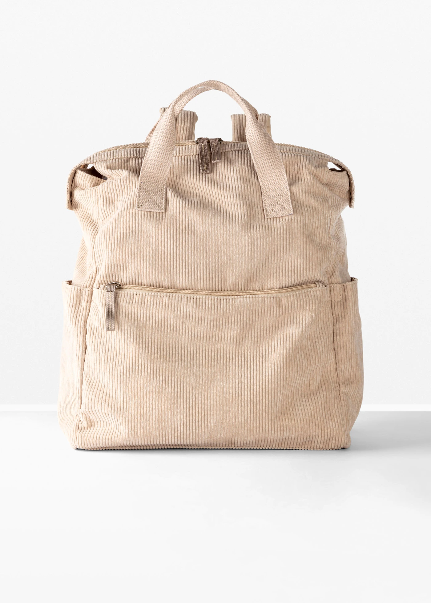 Sac à dos en velours côtelé • beige • Boutique bonprix