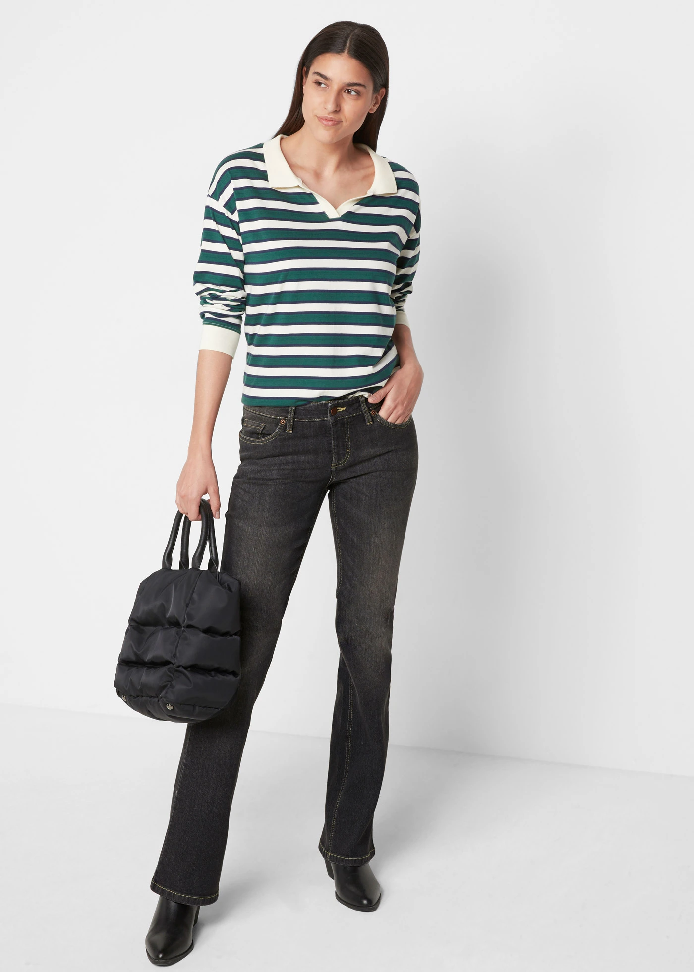 Pohodlné strečové džíny Bootcut, Mid Waist • černý denim used • bonprix obchod