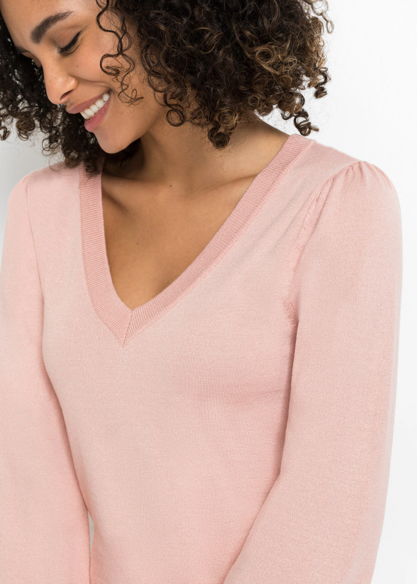 Svetr z jemné pleteniny ze směsi s viskózou • růžová vintage • bonprix obchod