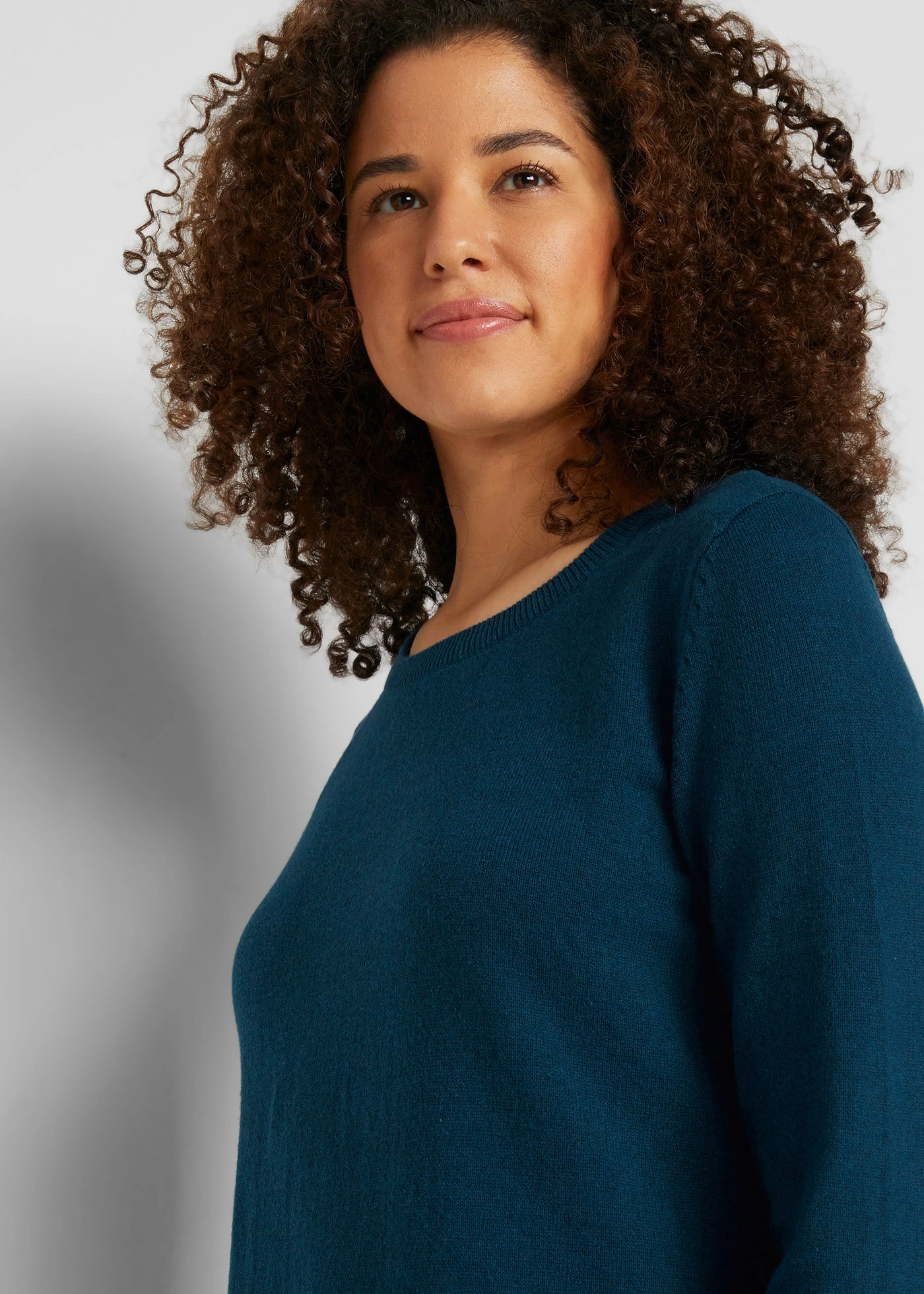 Basic gebreide jurk met gerecycled katoen • donkergroen • bonprix online shop