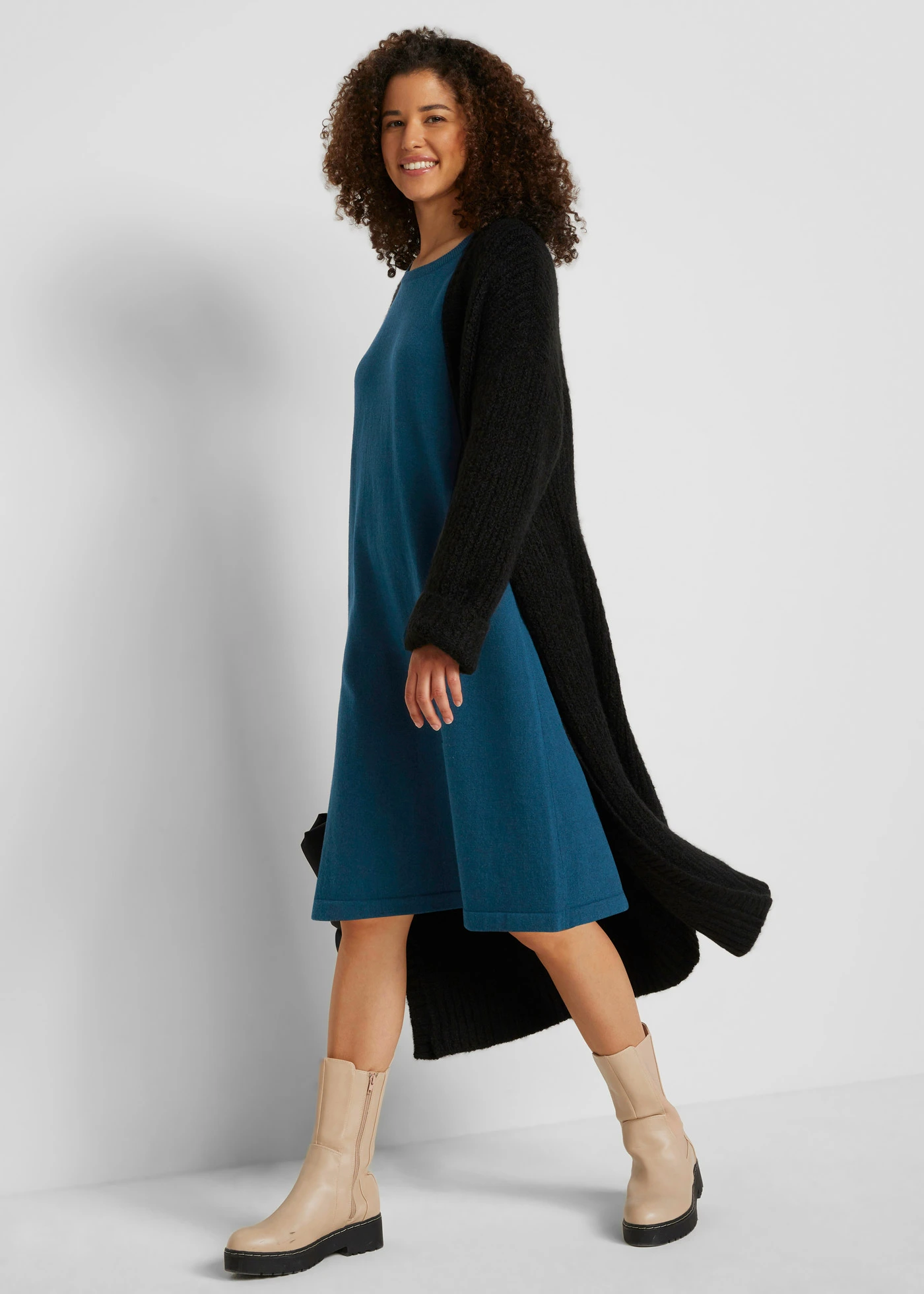 Basic gebreide jurk met gerecycled katoen • donkergroen • bonprix online shop