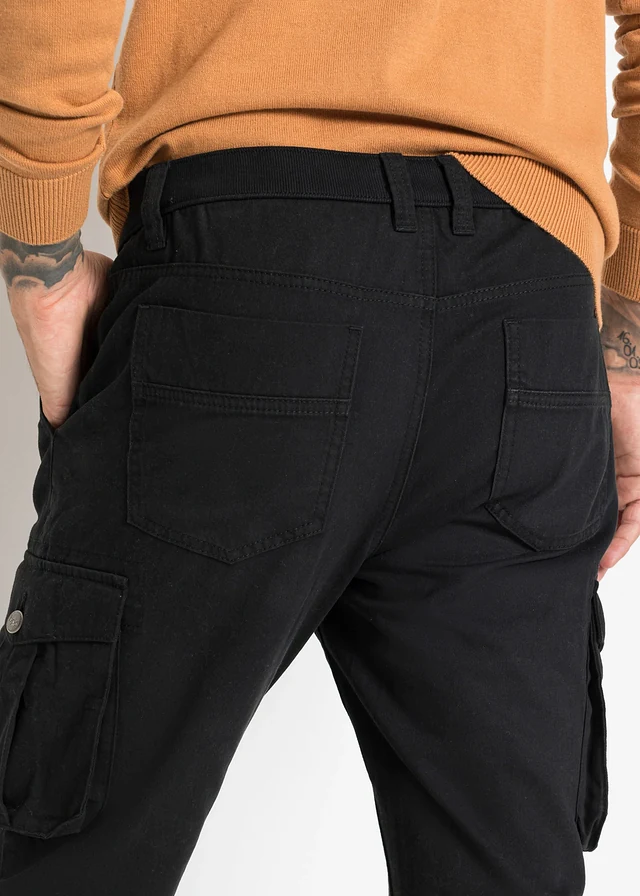 Regular Fit cargo nadrág elasztikus derékpánttal, Straight • fekete • bonprix áruház