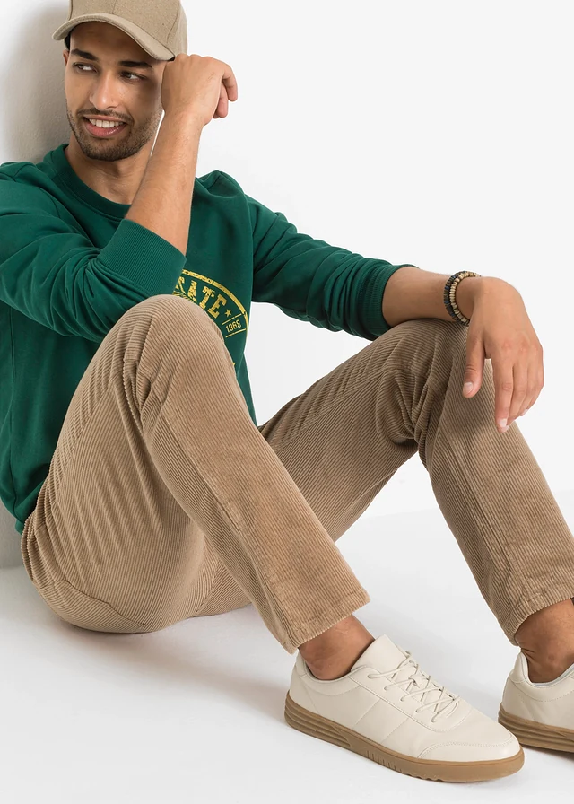 Pantalon velours côtelé extensible Regular Fit, confortable • camel • product-page.page-title-suffix