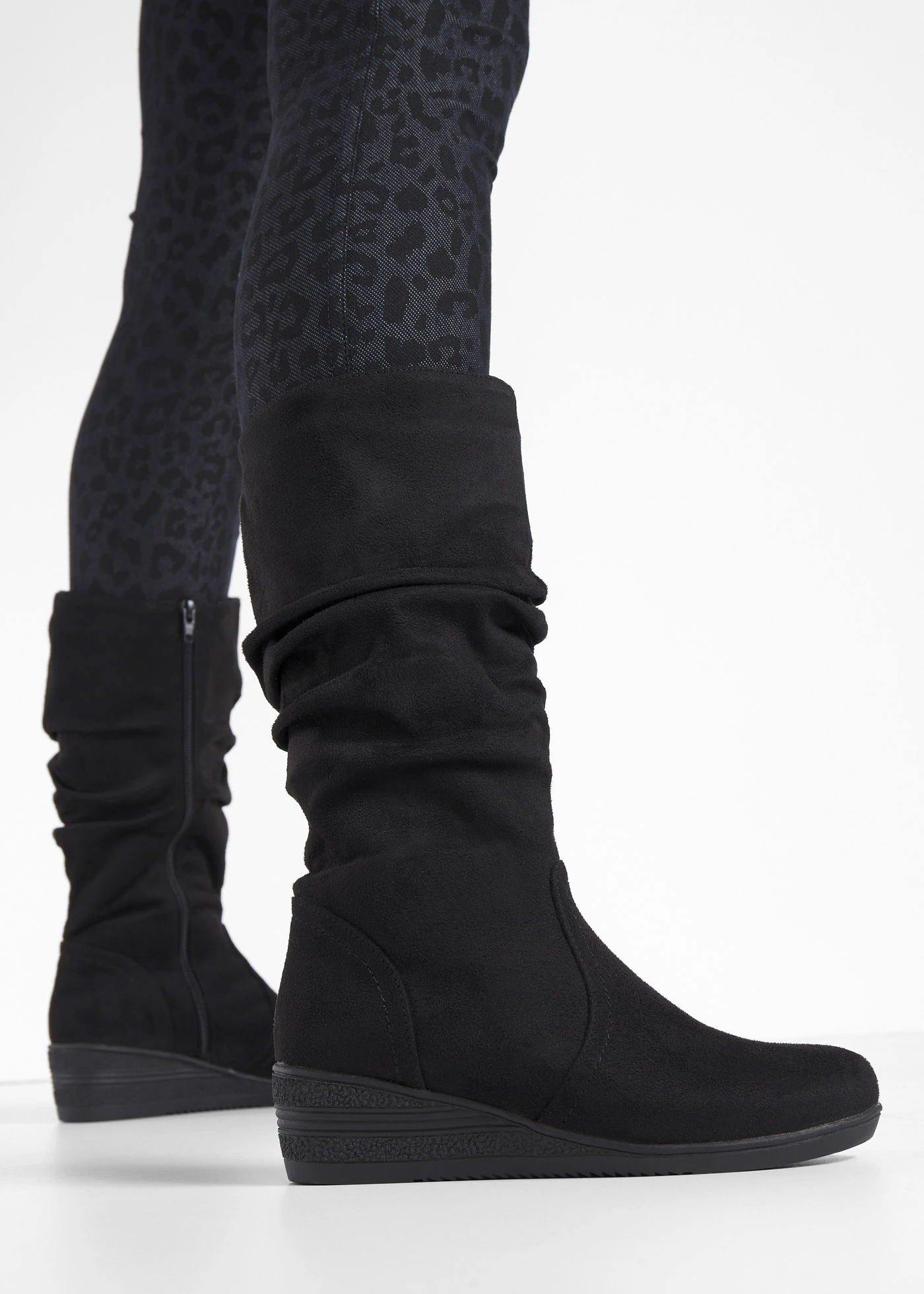 Klinové čížmy z udržateľného mateirálu • čierna • obchod bonprix