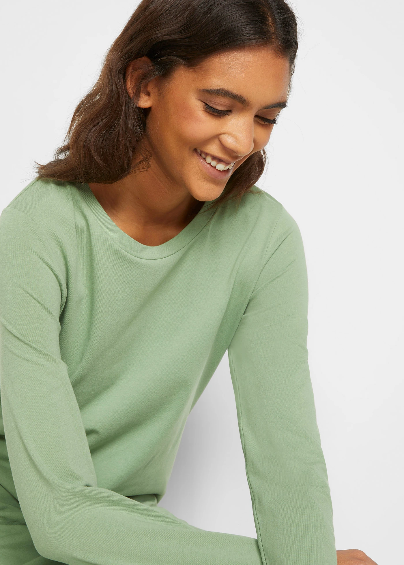 Žerzejové šaty zdůrazňující postavu (2 ks v balení) • borovicově zelená- + černá • bonprix obchod