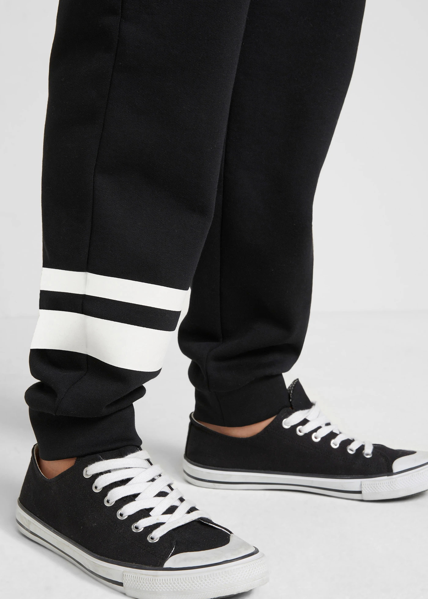 Joggingové kalhoty z měkké bavlněné směsi (2 ks v balení) • černá + světle šedý melír • bonprix obchod