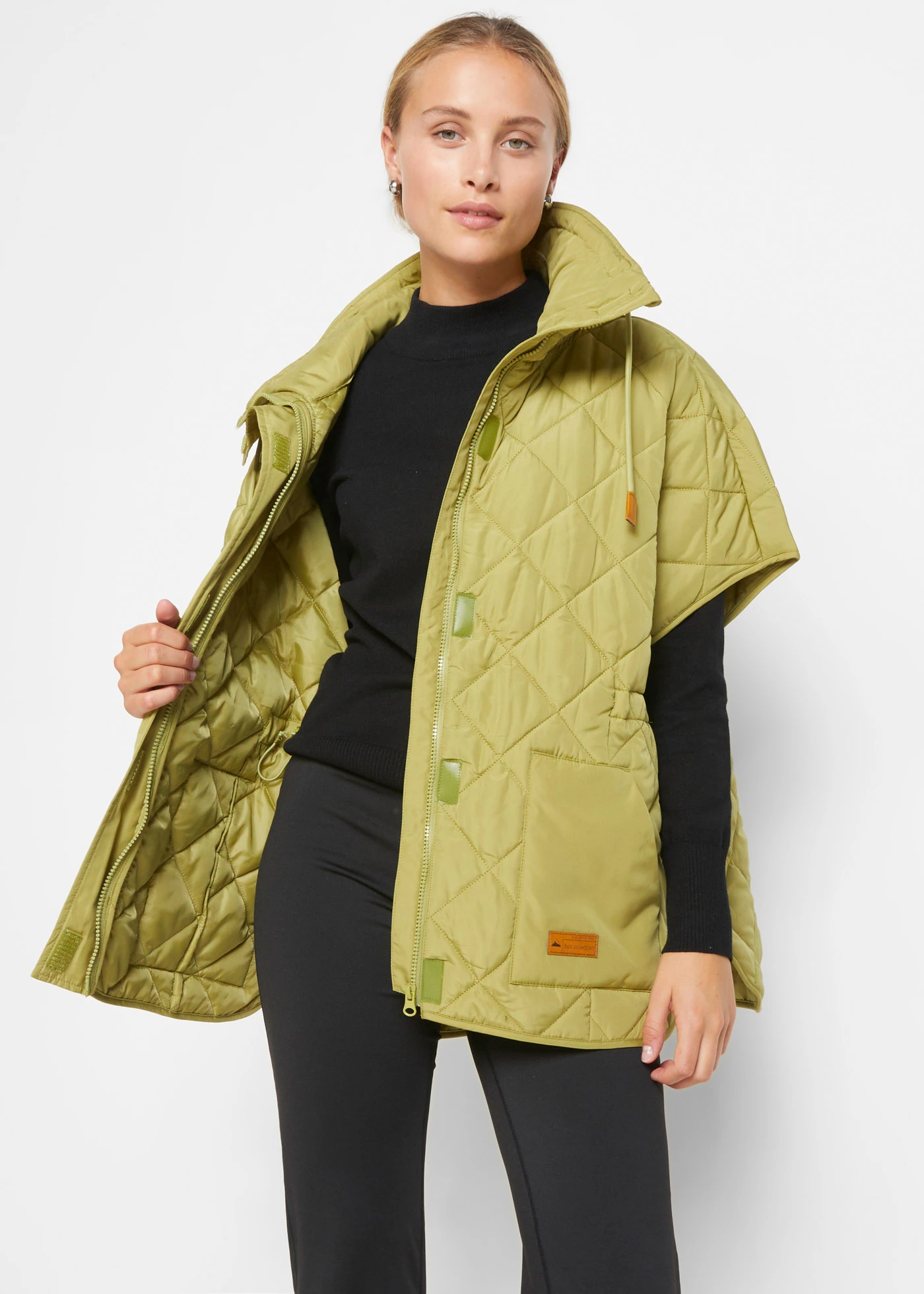Veste sans manches matelassée oversize, déperlant • vert olive doré • Boutique bonprix
