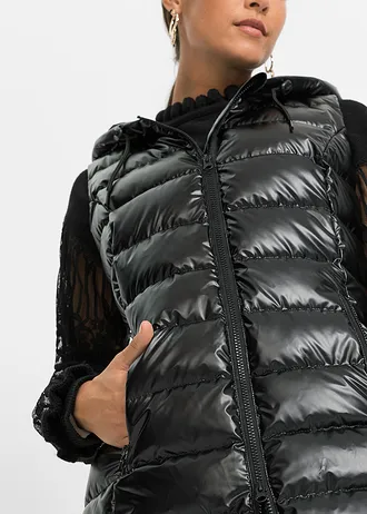 Gilet matelassé sans manches, effet brillant • noir • Boutique bonprix