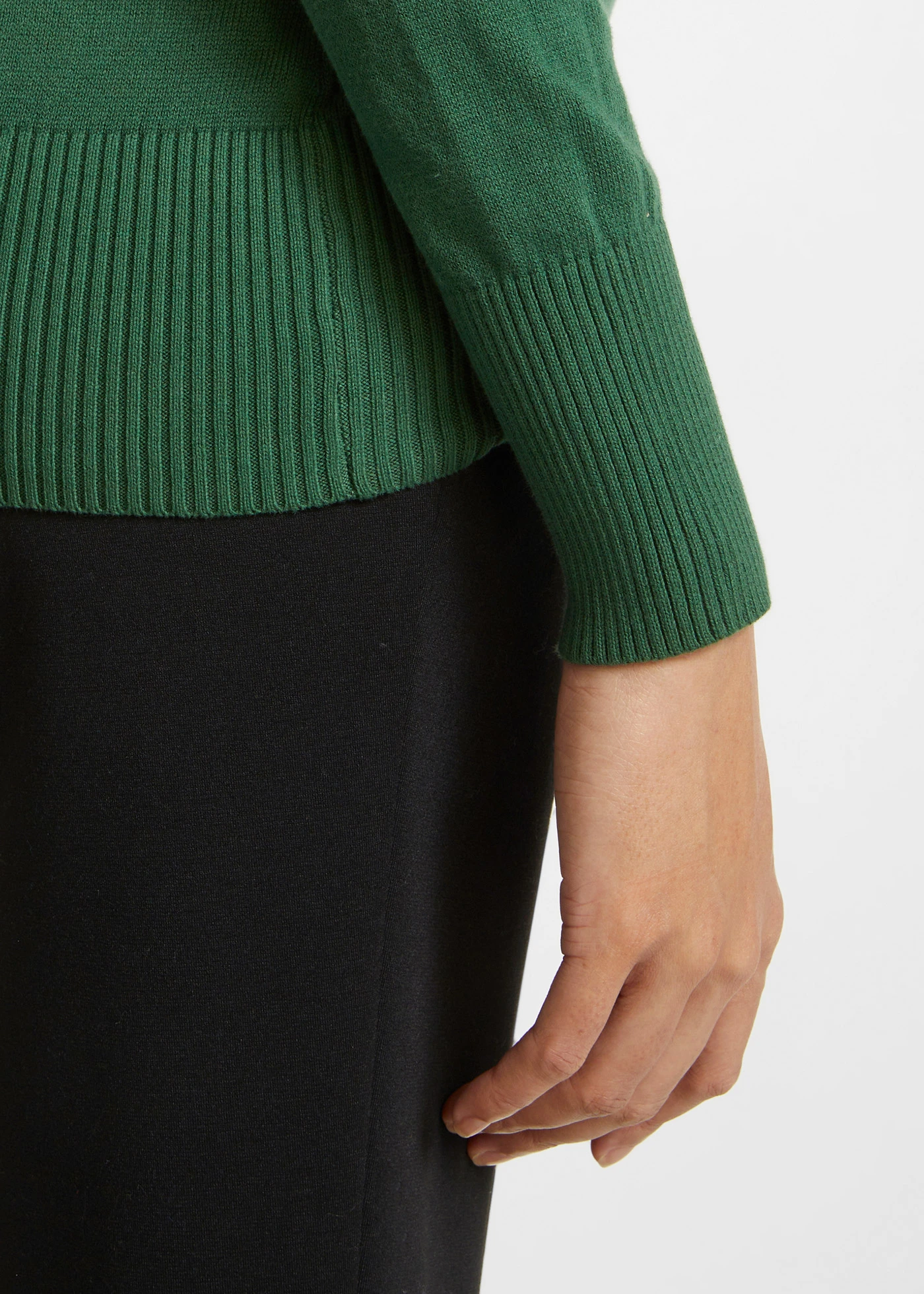 Pull en fine maille • vert foncé • Boutique bonprix