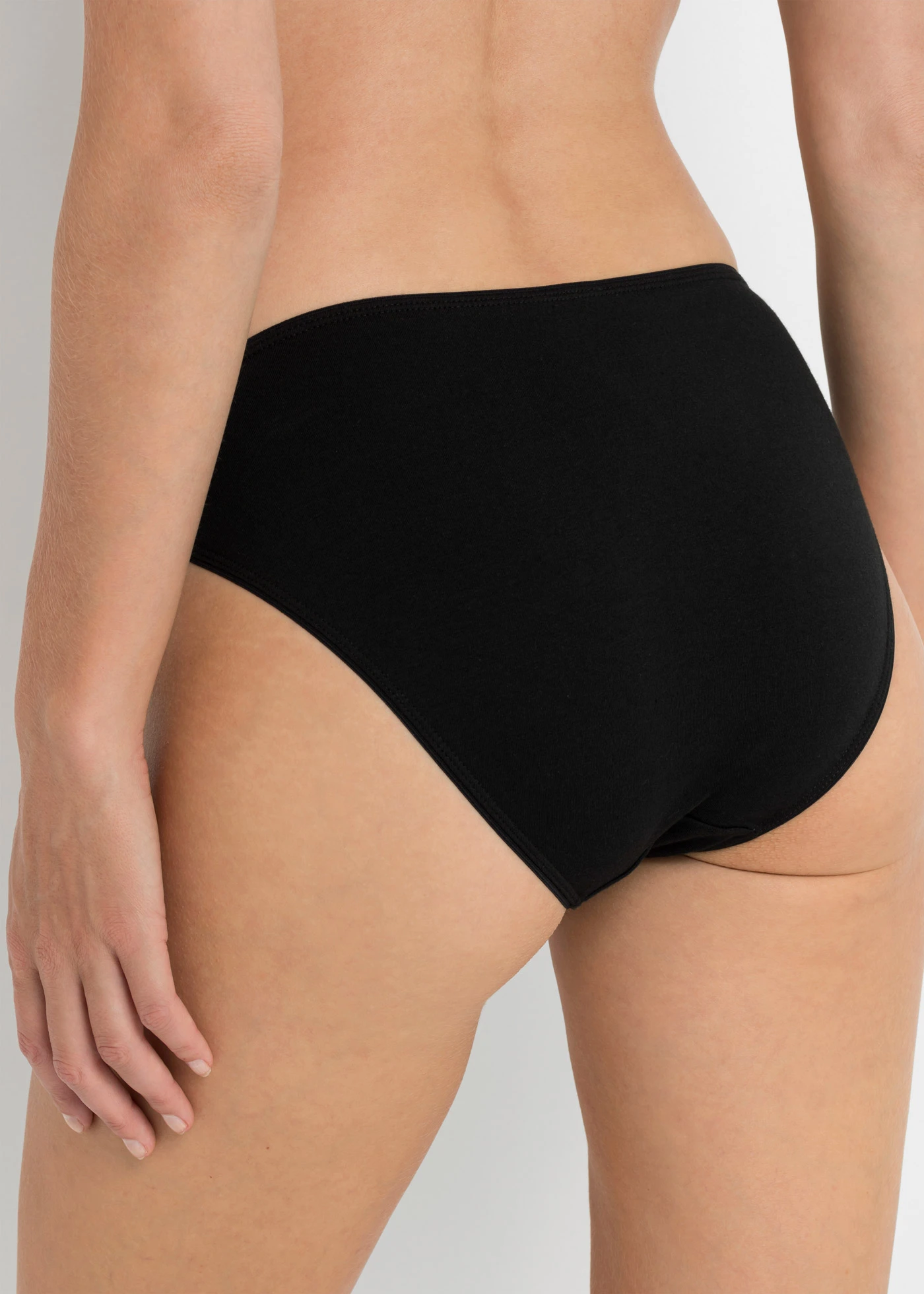 Slip met zacht katoen en kant (set van 4) • zwart • bonprix online shop